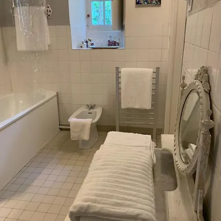 Le Moulin Neuf Bed and Breakfast